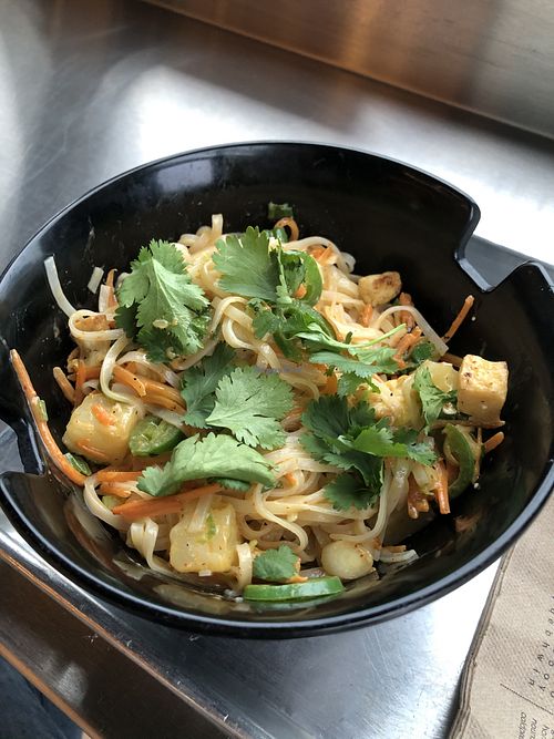 honeygrow Vienna Virginia Restaurant HappyCow