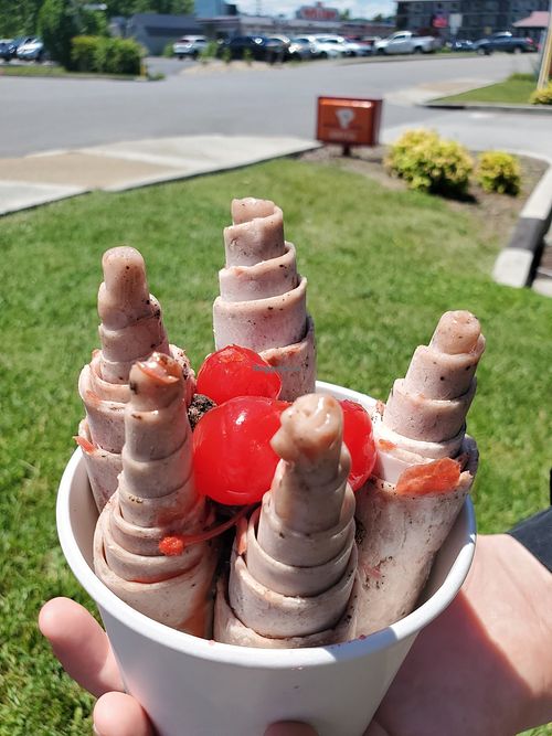 Vanilla ice cream rolled with cherries and oreos at Curl de la Crème in Pigeon Forge