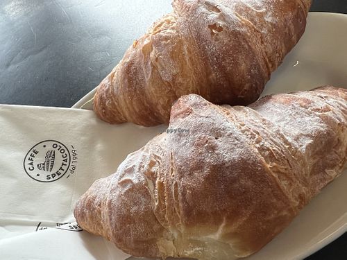 vegan apricot croissants  at Caffe Spettacolo - RailCity in Basel
