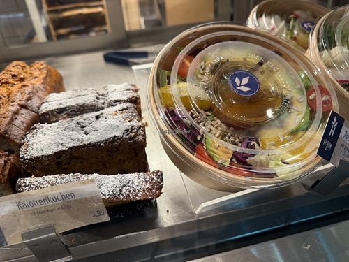 salad & cake  at Haferkater - Hbf Frankfurt am Main in Frankfurt
