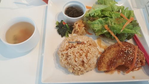 Lunch set - soup, salade, rice, soy croquettes at Hanada Rosso in Tokyo