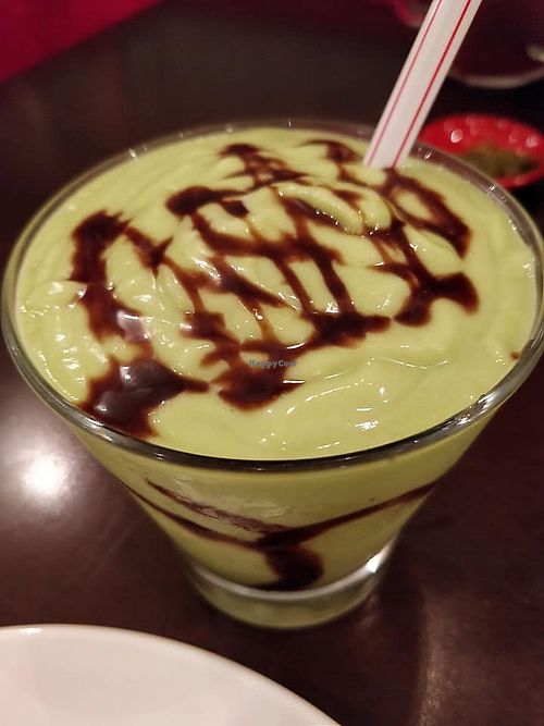 fresh Avocado juice at Warung Ijo in Central Singapore