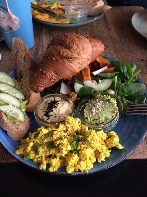 Vegan breakfast  at Fitagain in Krakow