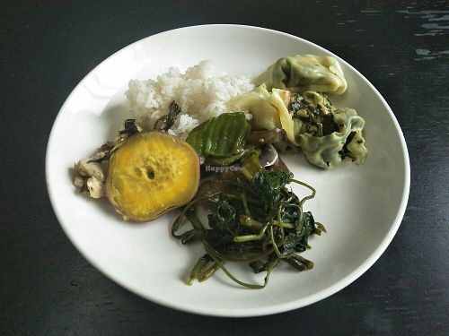 Dumplings & rice at MaGe's Maitaishao in Shanghai