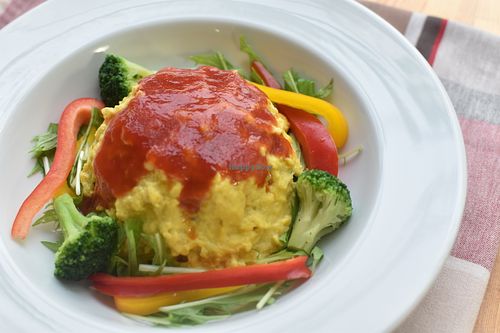 vegan omelette rice at 3 te Cafe in Osaka