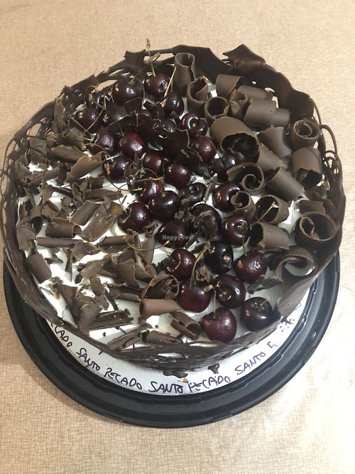 Pastel de “selva negra” relleno de mermelada, betún, cerezas y chocolate  at Santo Pecado Vegano in Mexico City