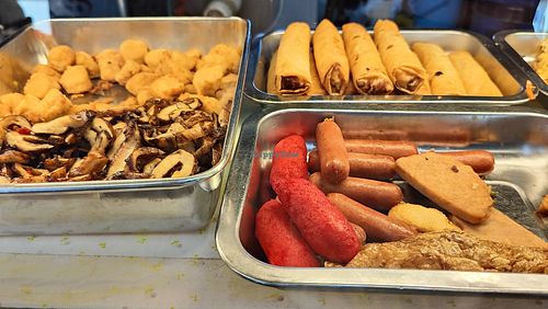 Buffet spread at Kang Su Vegetarian 康素 - French Rd in Central Singapore
