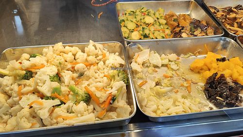 Buffet spread at Kang Su Vegetarian 康素 - French Rd in Central Singapore