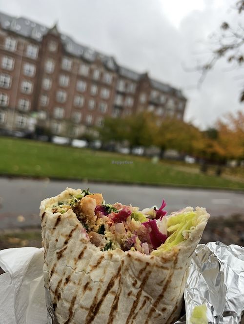 Underwhelmingg  at Falafelkælderen in Copenhagen