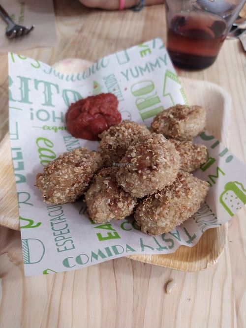 Nuggets de nopollo at Moniamour in Cuenca