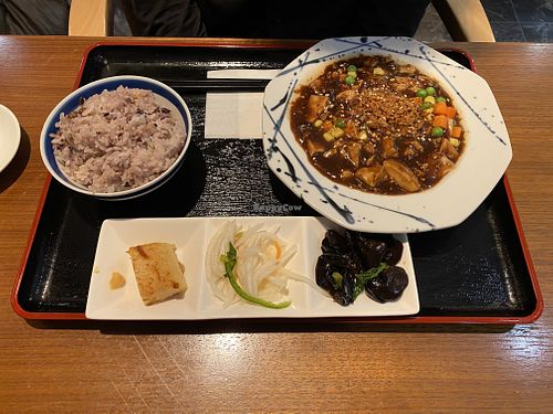Mapo tofu with sides at Muku Taiwanese Vegetarian Food in Kyoto