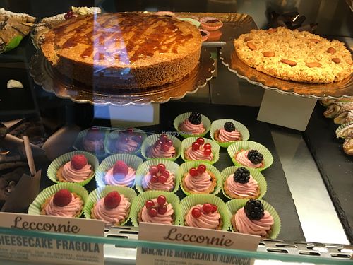 Cakes and pastries  at Leccornie in Milan