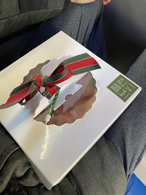 Whole cake  at Plan V in Seoul