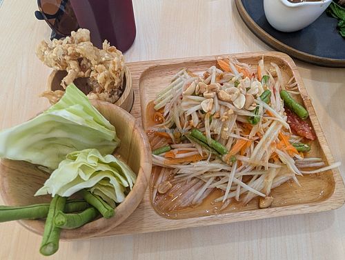 Som tam at Bai Plu House in Bangkok