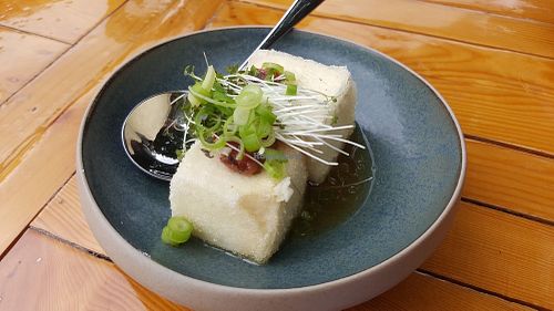 Tofu soyeux agedashi et ume plum at Umami Ramen & Izakaya in Montreal