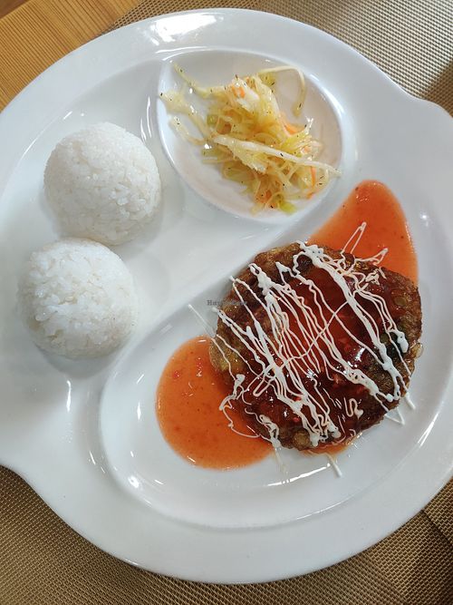 Schnitzel at Loving Hut - Ikh delguur in Ulaanbaatar