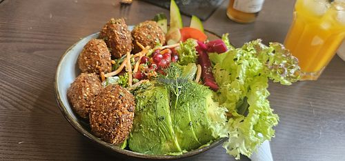 Avocado salat at keevee in Heidelberg