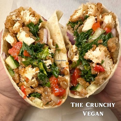 The Crunchy Vegan.  at Main Street Pizzeria & Grille in Wyncote