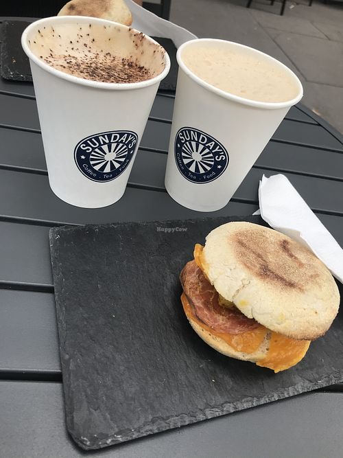 No egg and no bacon muffin with chaï and cappuccino  at Sunday's Coffee in Paris