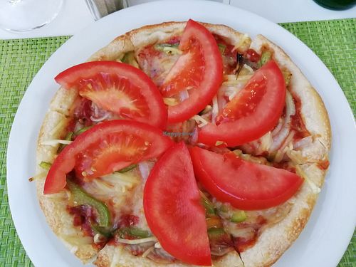Vegetarian pizza at Senhor Frog's in Albufeira