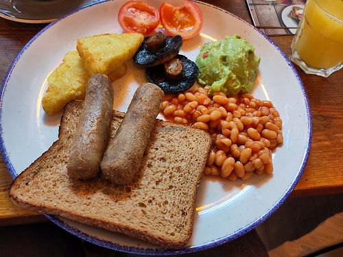 Vegan "the works" breakfast at White Hart Hotel in Exeter