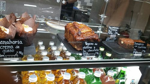 Banana and chocolate cake / bizcocho de plátano y chocolate at The Fix Specialty Coffee in Madrid