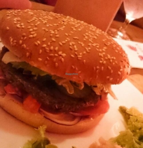 Vegan Burger at Maitrea in Prague