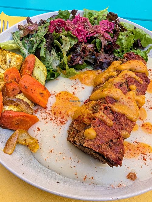 Meal of the day, lentil loaf and potatoes... Yummy! 🤤 at Grön Vegan Yard in Nicosia
