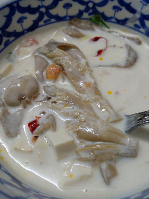 Coconutmilk-mushroom-tofu soup at Ruen Thai in Tenerife