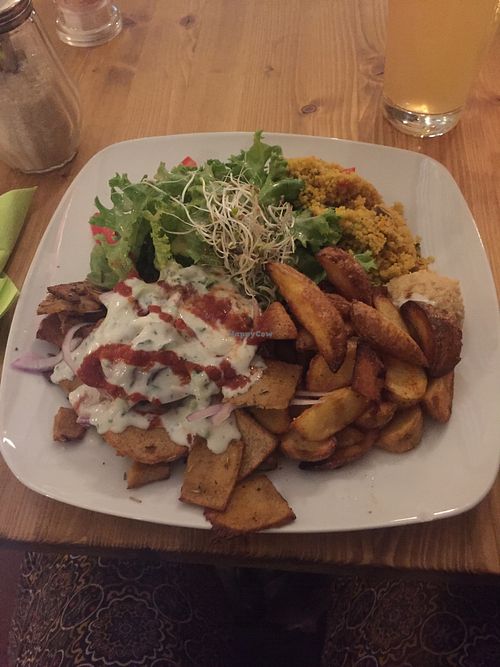 Dönerstag's Dönerteller Versace at Signor Verde in Cologne