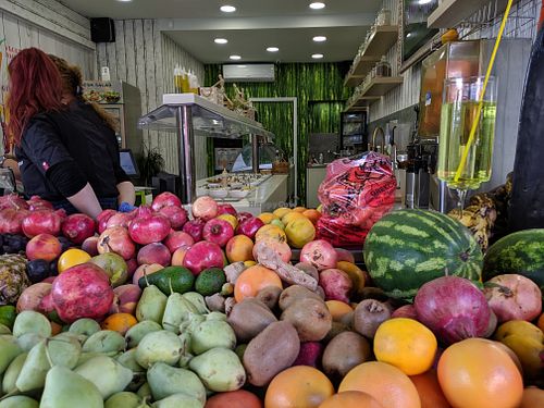 juice ingredients at Mama's Juice in Kalampaka