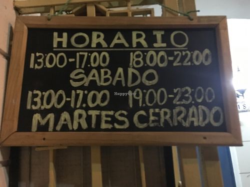 Opening hours at Valpo Ramen in Valparaiso