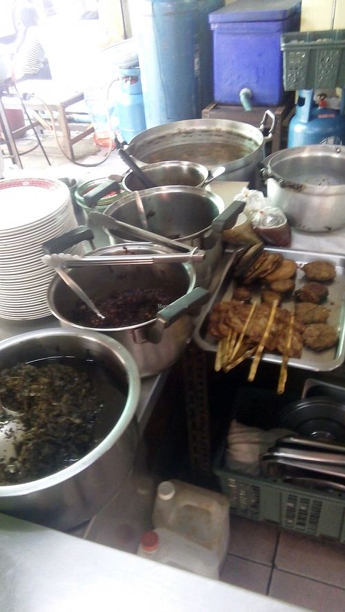 whats left at 3:30pm at Hsien Yong in Bangkok