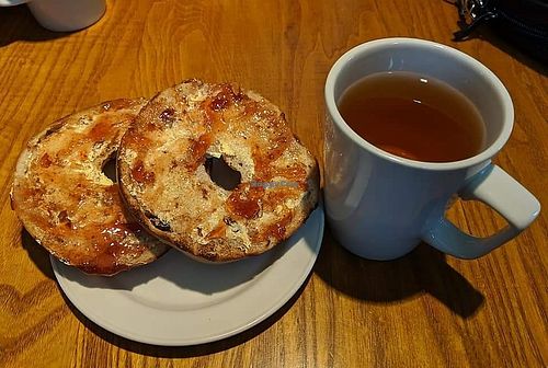 Cinnamon raisin bagel at Morfa Rhuddlan Table Table in Rhyl