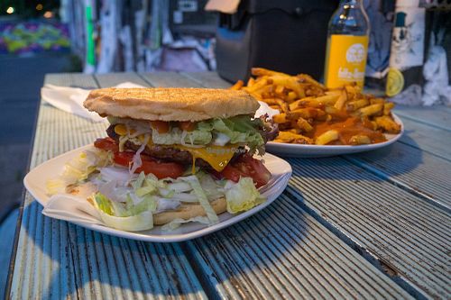 Cheeseburger at Vleischerei in Leipzig