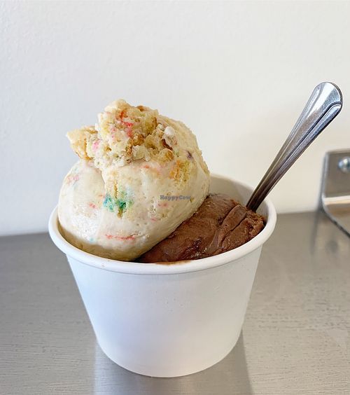 Birthday cake (v)+ chocolate honeycomb (v) at Bloomfield Creamery in West Los Angeles