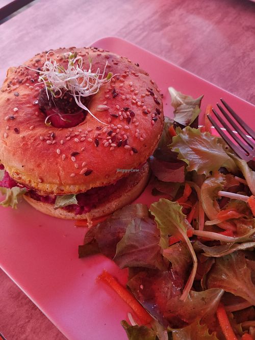 Vegan bagel at Merry Mary in Antibes