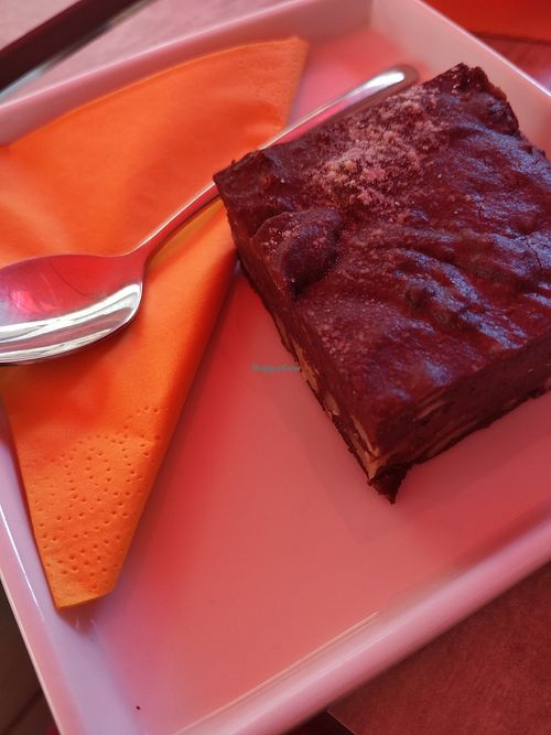 Vegan brownie at Merry Mary in Antibes