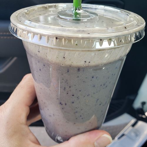 Smoothies at Fairweather Natural Foods in Park City