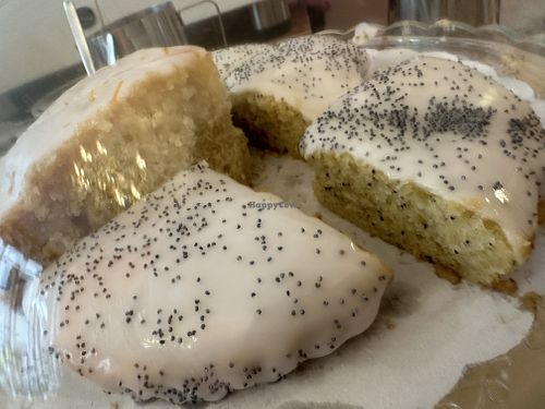 lemonaid cake  at Vegateau - Vegan Coffeebar and Bakery in Antwerpen