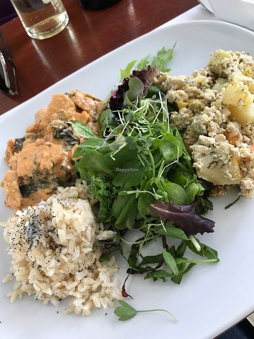 Two dish tasting menu with fresh salad at M Butterfly by Miss Saigon in Lisbon