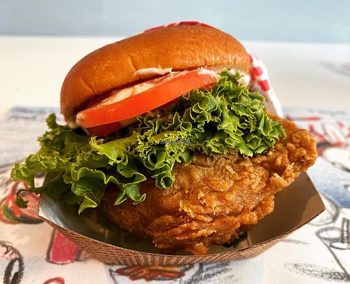 Charlie’s Chicken Sandwich with lettuce and tomato   at Monty's Good Burger - Echo Park in Los Angeles