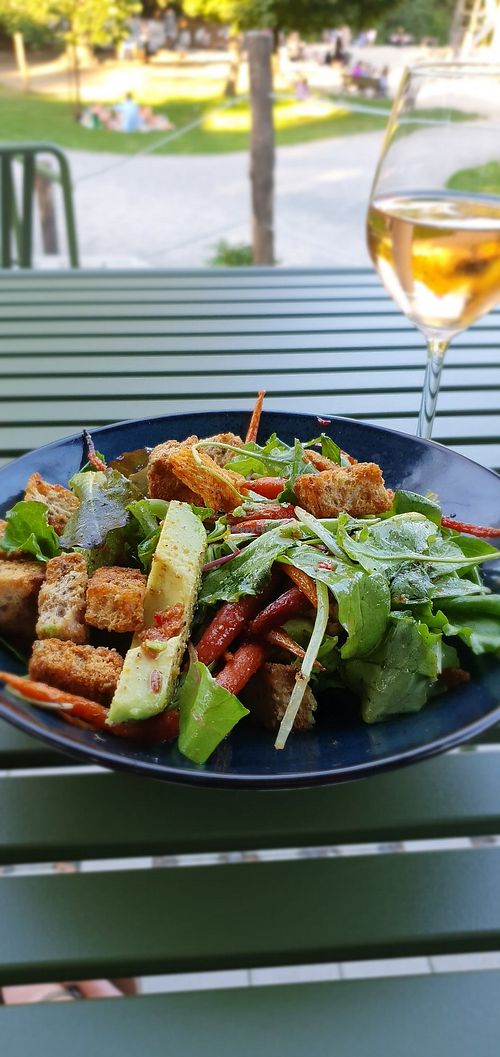 Salad at Grand Cafe Capital in Antwerpen