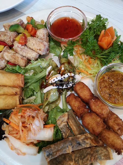 Mixed starter for two at Puti Vegan Cafe in Glasgow