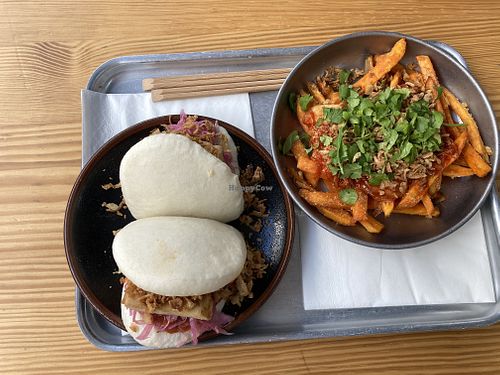 Vegan Bao with Tofu and Kimchi Fries at BAO BAR 1070 in Vienna