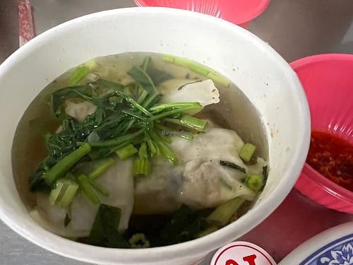 Soup dumpling 8/10 filling is good, soup is msg laden  at E33 - Wonton Stall in Hualien