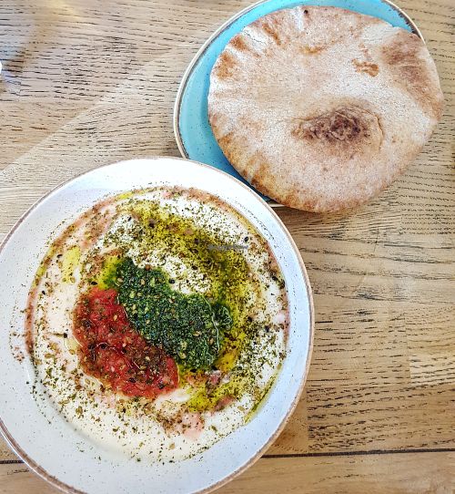 לאבנה קשיו at Khudari in Tel Aviv