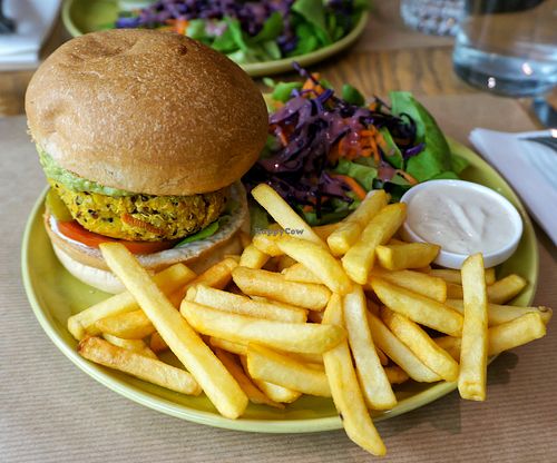 burger at apeti - Ségur in Paris