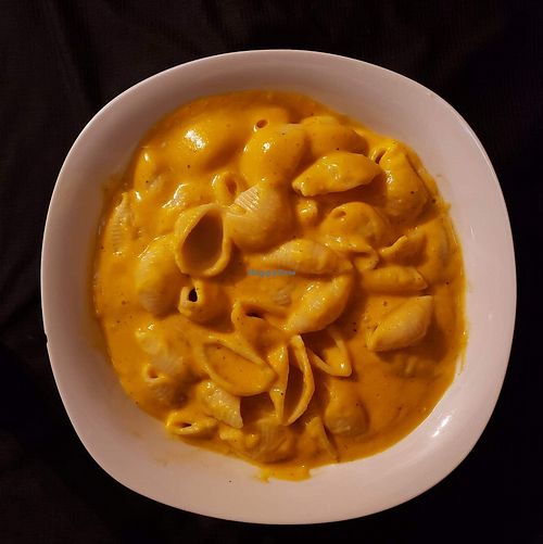 Mock & Cheese at MattsVeganDelights in Chattanooga