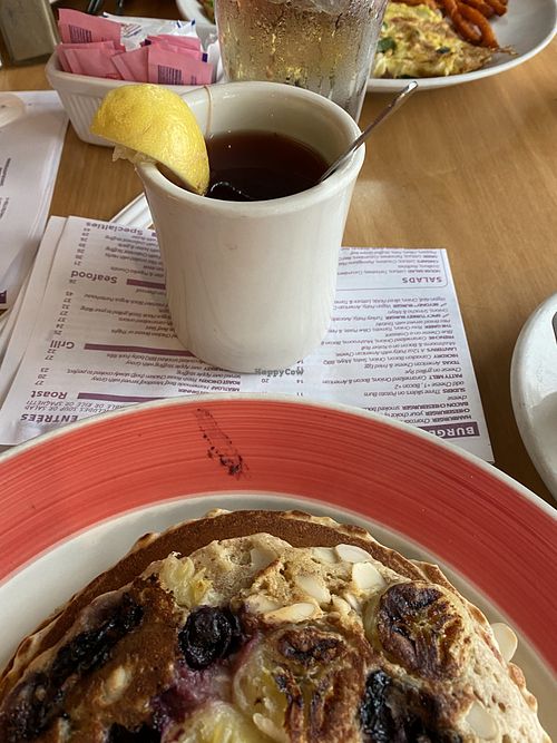 Lemon tea  at Lantern Diner in West Hempstead